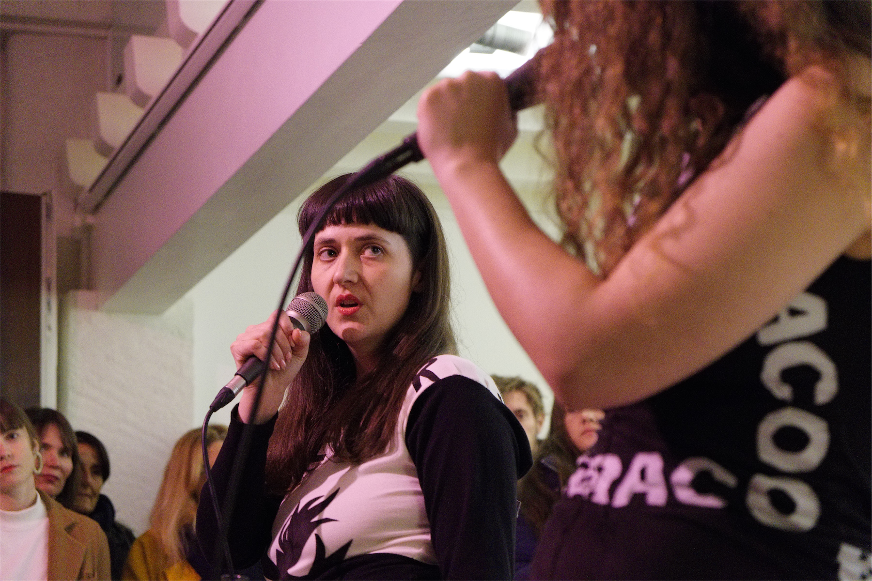 Performance de Léa Meier "GUERISON BABY GIRL" à la Ferme de la Chapelle