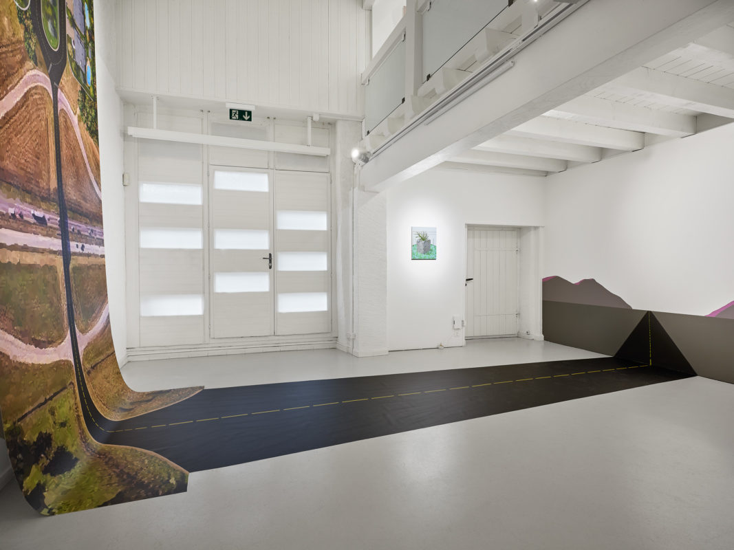 Peintures de de Sylvie Lambert, vue de l'exposition "Synthèse d'une nature" à la Ferme de la Chapelle