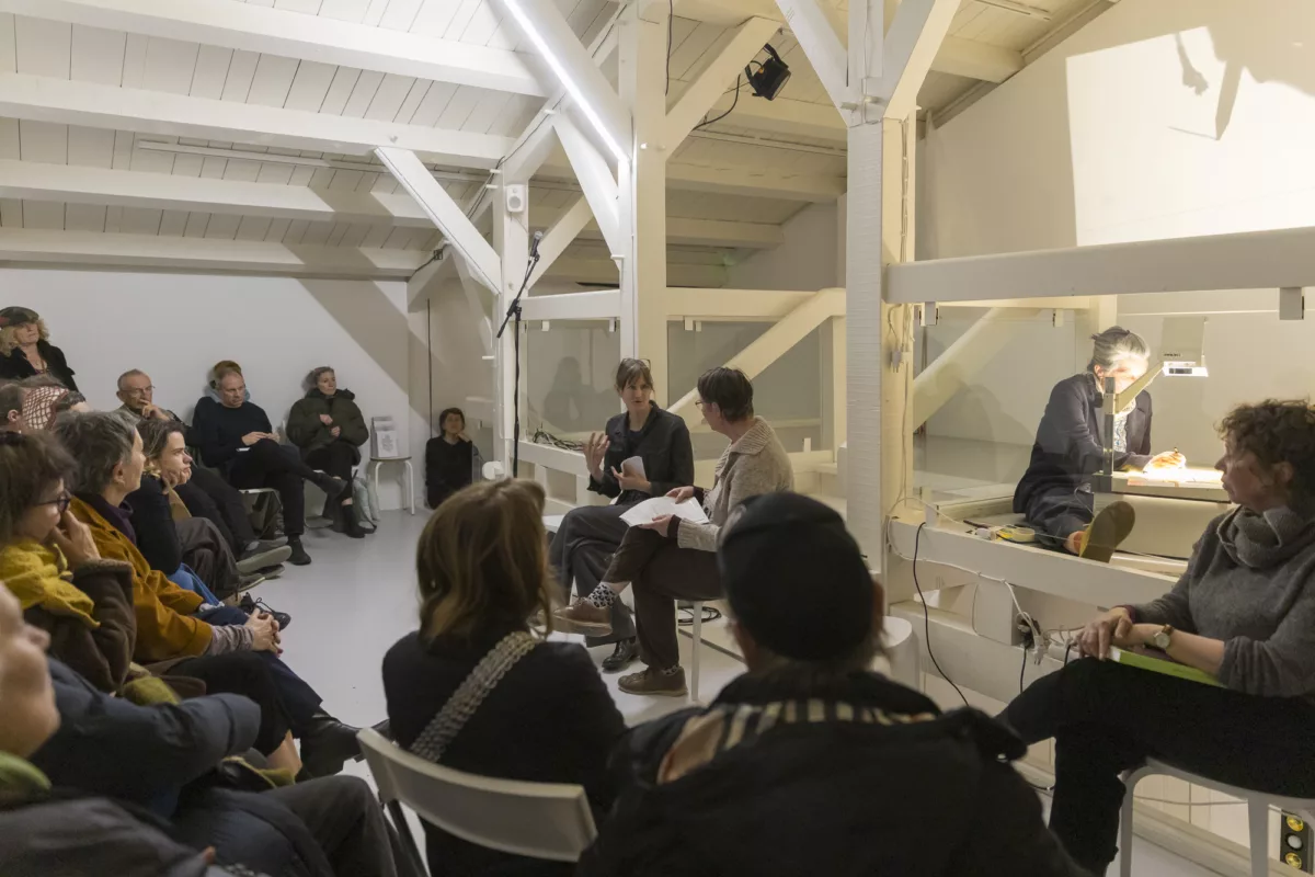 Présentation performée et lectures
